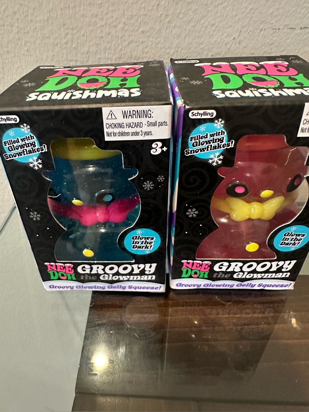 Set of 2 - NeeDoh Squishmas groovy Snowman pink & blue Authentic Viral RARE